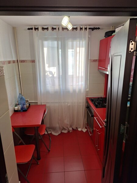 Titan, Trapezului, apartament cu 3 camere de vanzare